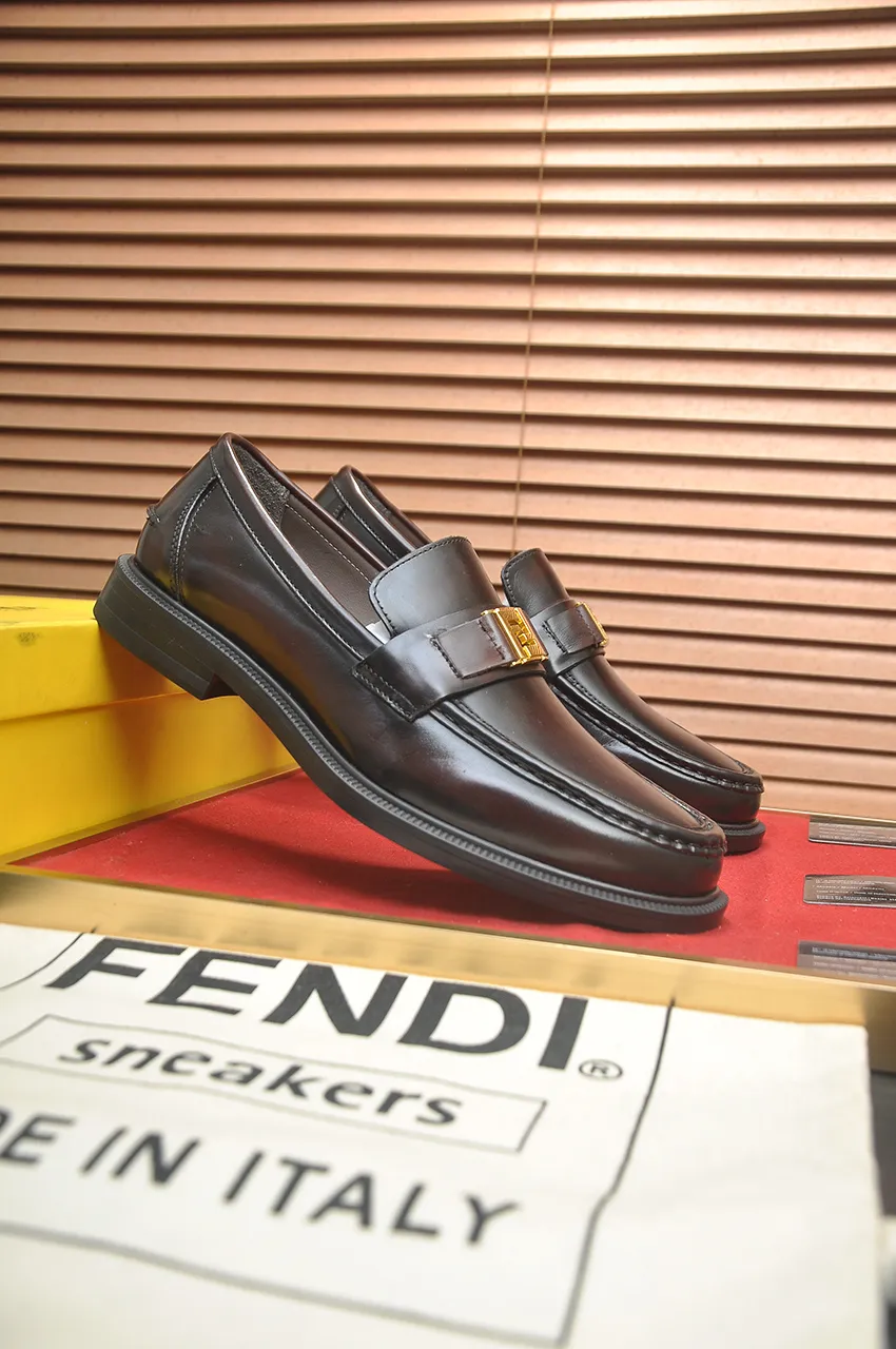 Men's shoes 💰500💶 [FENDI] The latest high-end men's shoes in Hong Kong! Original quality. The upper is made of imported cowhide material and cowhide lining! Super comfortable on the foot, original wear-resistant outsole, luxurious, fashionable, casual and versatile! Size: 38-45 (45 customized)